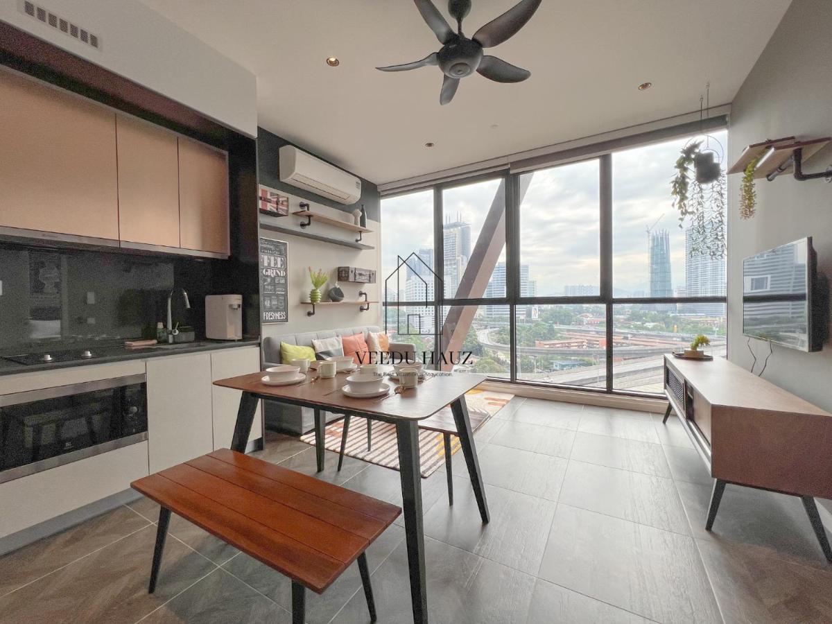 Scarletz Suites At Klcc By Veedu Hauz กัวลาลัมเปอร์ ภายนอก รูปภาพ